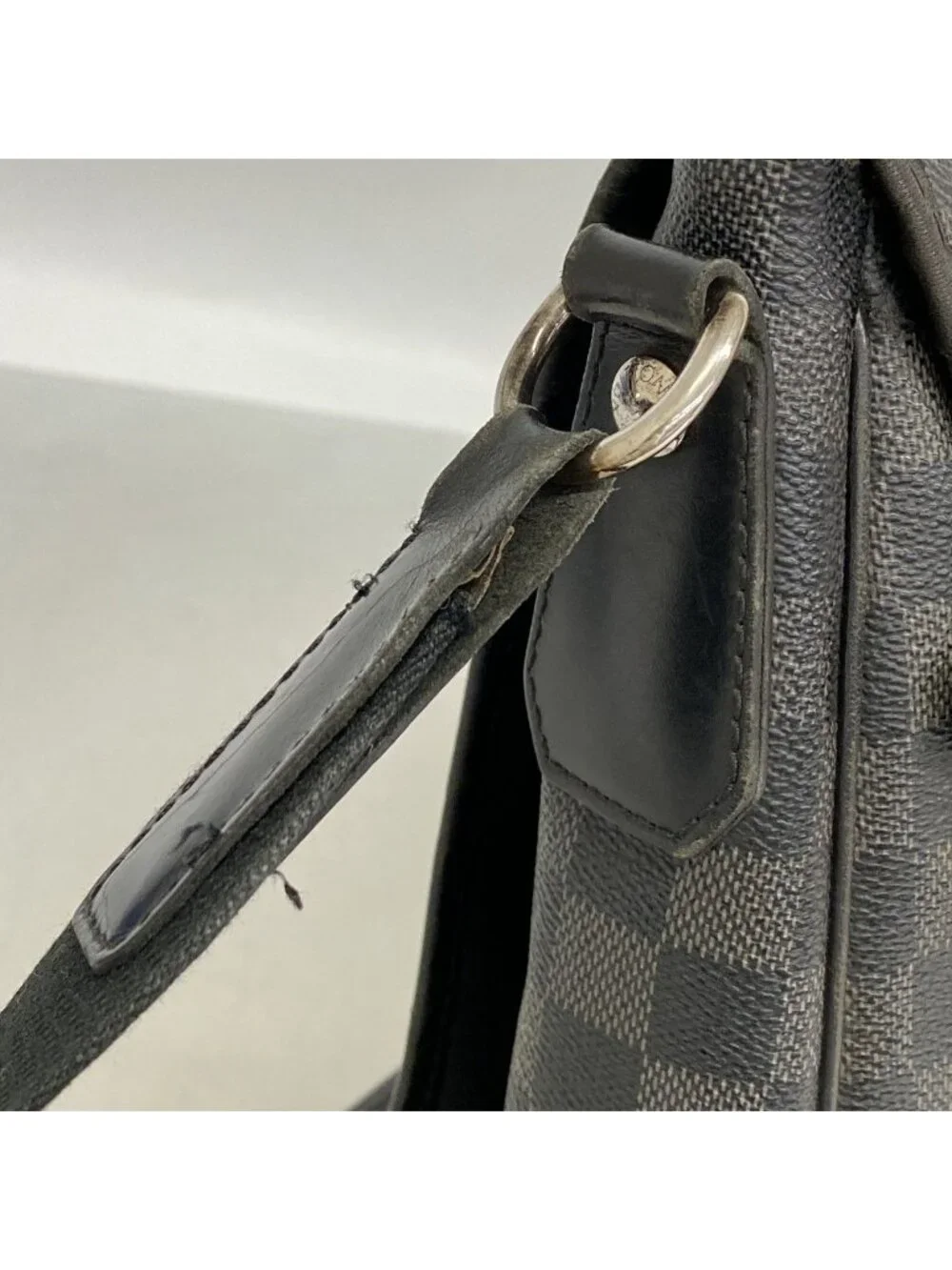 Louis Vuitton Shoulder Bag Damier Graphite Daniel MM Black Gray